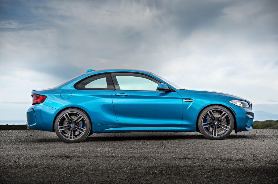  BMW M2 Coupe (F87) 2016 года  (NA) (фото 10 из 32)